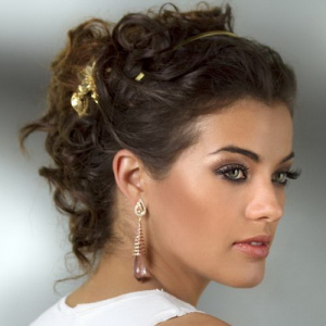 Вечерний макияж. Сияние золота 