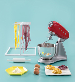 Планетарный миксер от SMEG меняет взгляд на кухню
