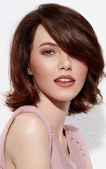 Модные прически на средние волосы с чёлкой