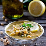 Суп с нутом и лимоном
