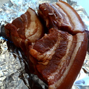 Свинная грудинка в луковой шелухе(репетиция к празднику)