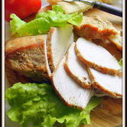 Индейка, запечённая в медово-горчичной глазури.