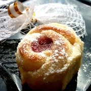 Булочка "Бутон розы"