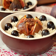 Десертный рис с инжиром и медом