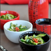 Закуска-салат из быстрых малосольных огурчиков в восточном стиле