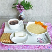 Завтрак для внучки.