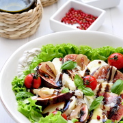  Салат а-ля капрезе с инжиром