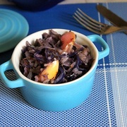 Тушеная капуста с рисом и яблоками