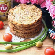 Куриные лепешки с оливками и льняной мукой