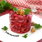 Свекольный салат с индейкой и авокадо