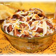 Салат с фасолью и фунчозой 