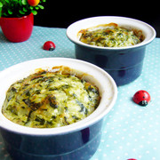 Детская запеканка с рисом шпинатом и курицей 