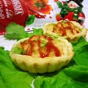 Тарталетки с суфле из курицы под сыром