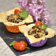 Тарталетки с лисичками и беконом