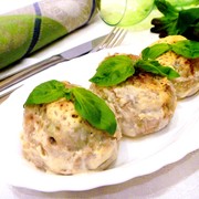 Тефтели куриные с рисом и брокколи