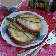 Гренки с сыром и зеленью