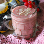 Смузи с клубникой и киви