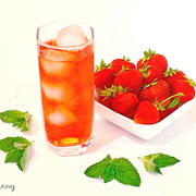 Клубничный компот с мятой