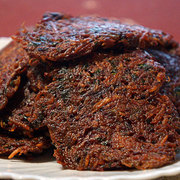 Драники из свеклы и картофеля