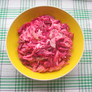 Салат деревенский со свеклой