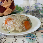 Заливное из куриных окорочков в мультиварке