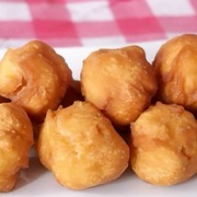 итальянские медовые пончики страффоли