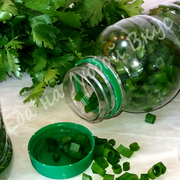 Как сохранить зелень на зиму максимально свежей. Способы, которыми пользуюсь.