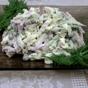 Салат Маруся, очень вкусно и аппетитно.