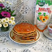 Лучшие овсяные панкейки с абрикосовым джемом  «МахеевЪ» 
