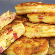 Оладьи в стиле ПИЦЦА. Объедение! Необыкновенно вкусный, ароматный и сытный завтрак!