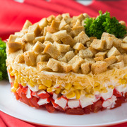 Вкуснейший Салат КОРРИДА с крабовыми палочками и сухариками