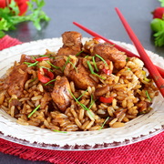 Рис с курицей в азиатском стиле (невероятно вкусное блюдо из простых продуктов)