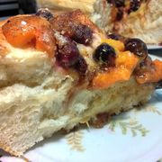 Дрожжевой пирог с ягодно - фруктовой начинкой