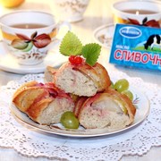 Банановый кекс в бруснично-лаймовой глазури