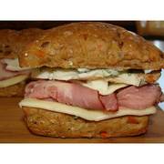 Сандвичи - два рецепта. Простая и необычная начинка.