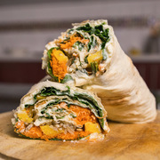 Овощной рулет из лаваша с адыгейским сыром.