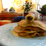 Кабачковые блины со сливочным маслом.