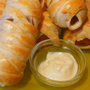 Сосиски в слоёном тесте