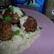 Шведские тефтели с соусом Брюнсос