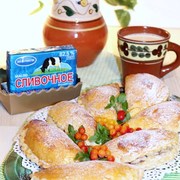 Пирожки - слойки со сливово-творожной начинкой