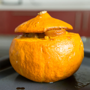 Тыква запечённая в духовке с рагу из говядины по-аргентински