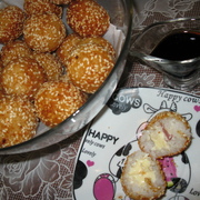 Тёплые рисовые шарики с сюрпризом