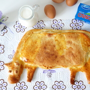 Закрытая ватрушка с творогом и персиками