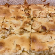 Пирог "Неженка" с яблоками.Тесто на кефире!