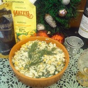 Салат с капустой, кукурузой и сыром