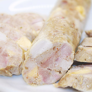 Домашняя колбаса из курицы и свинины с сыром