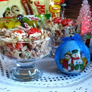 Салат с ветчиной и пикантным омлетом «Мозаика вкуса».