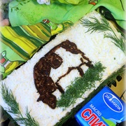 Закусочный торт со сливочно-кальмаровым муссом