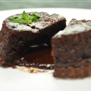 Шоколадный фондан (кекс) с жидкой начинкой