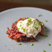 Картофельные драники со свеклой